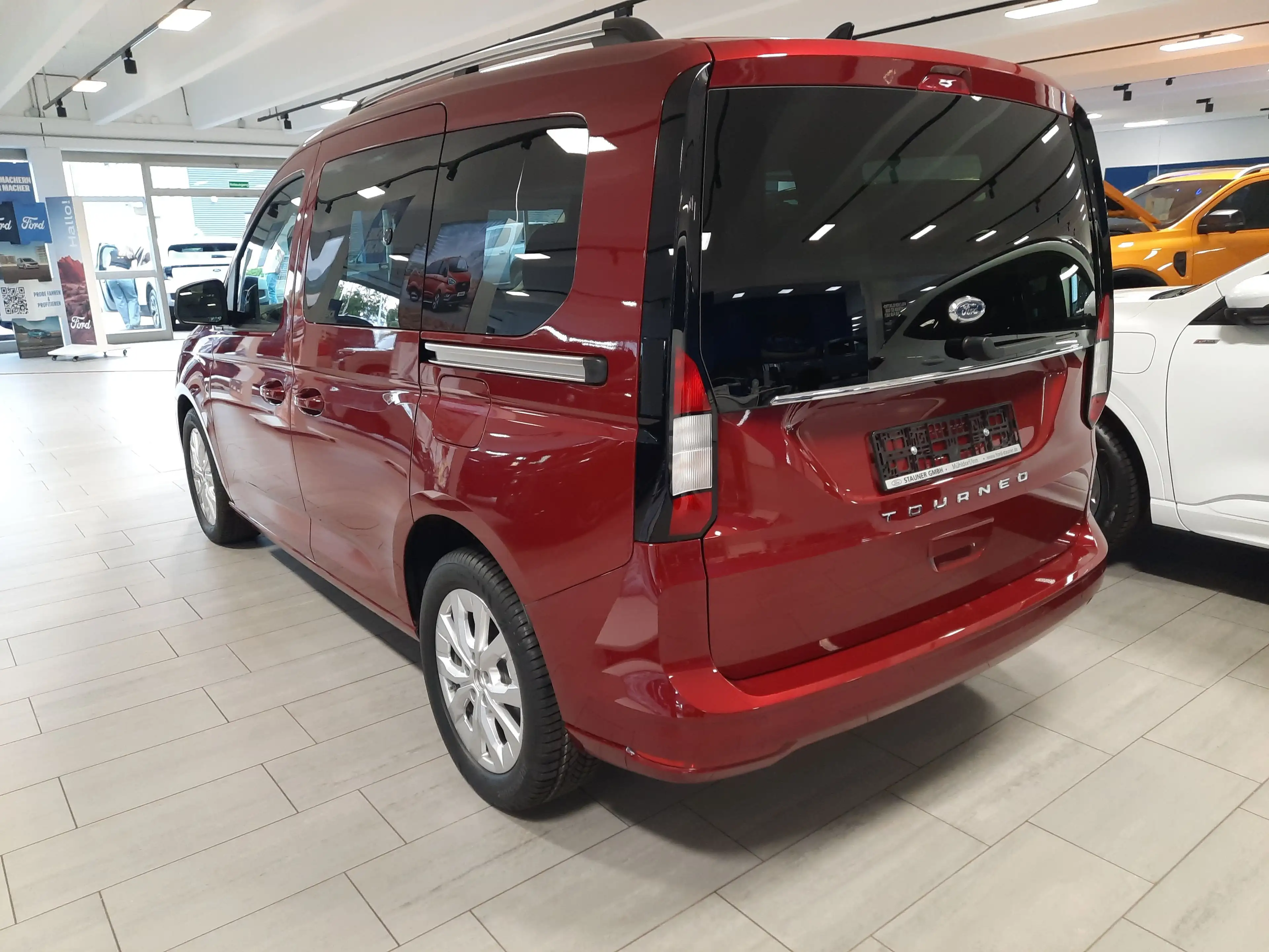 Ford Tourneo Connect 2.0l L1 Titanium Isofix 2,99% Fin — photo 5