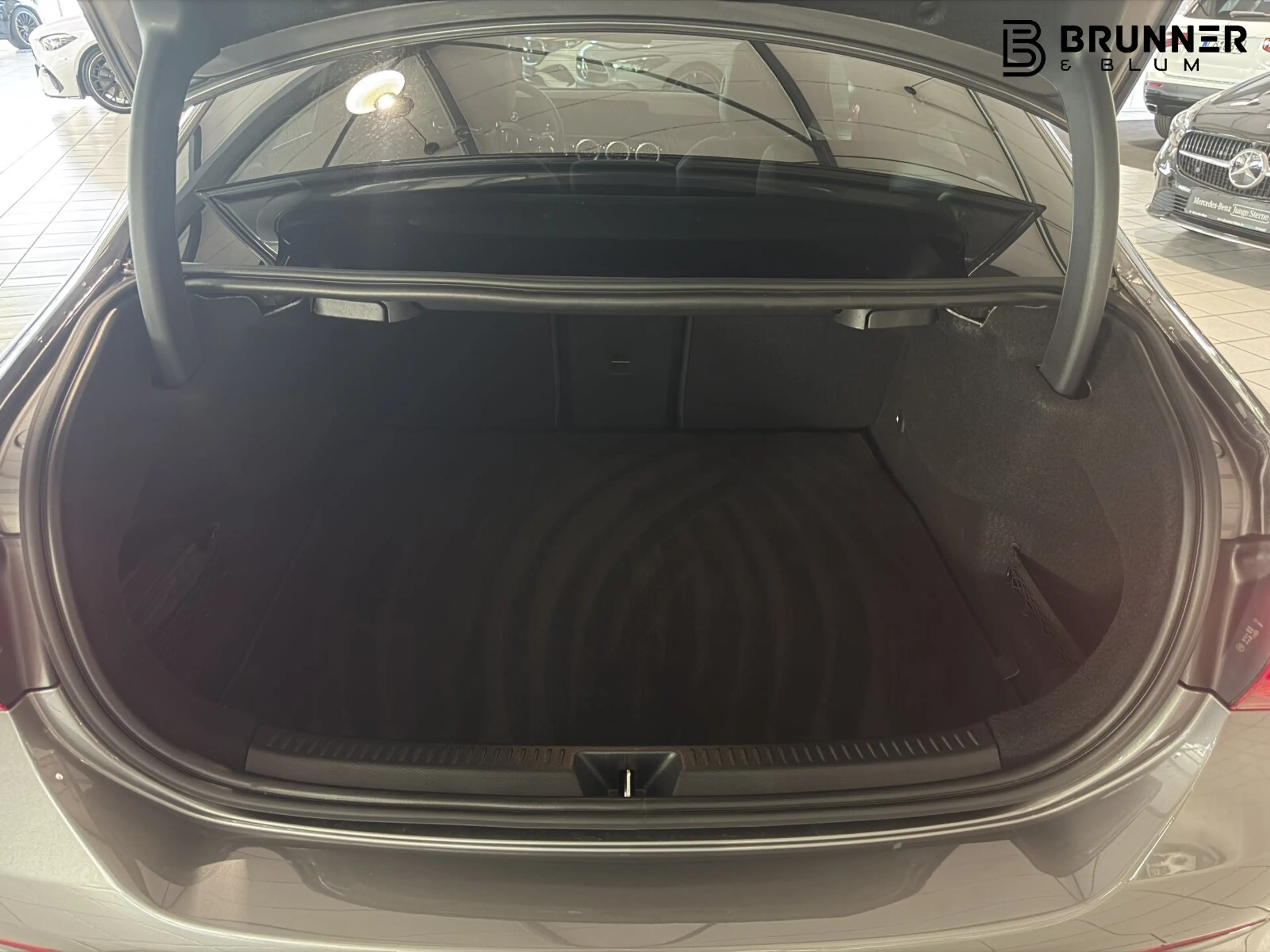 Mercedes-Benz A 35 AMG A 35 4M Limo Aero,Burmester,Memory,Night,360°,19 — photo 7