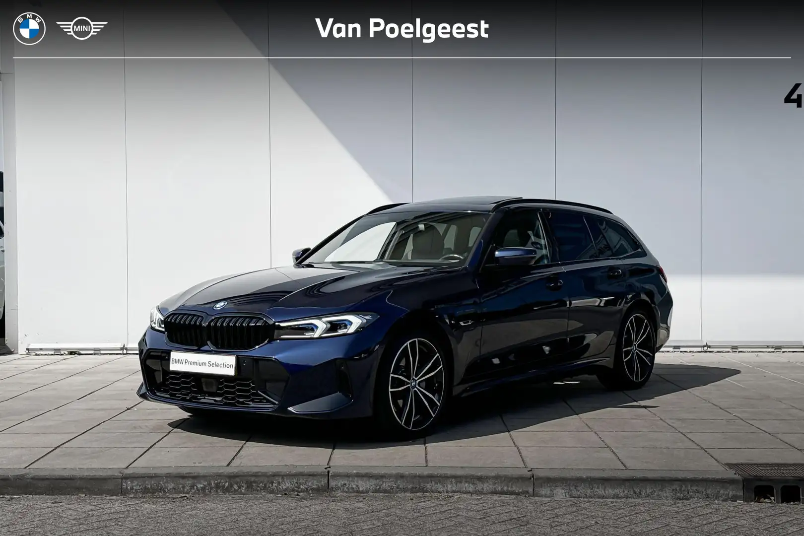 BMW 330 3 Serie Touring 330e M-Sport Pro Stuur & Stoelverw Bleu - 1