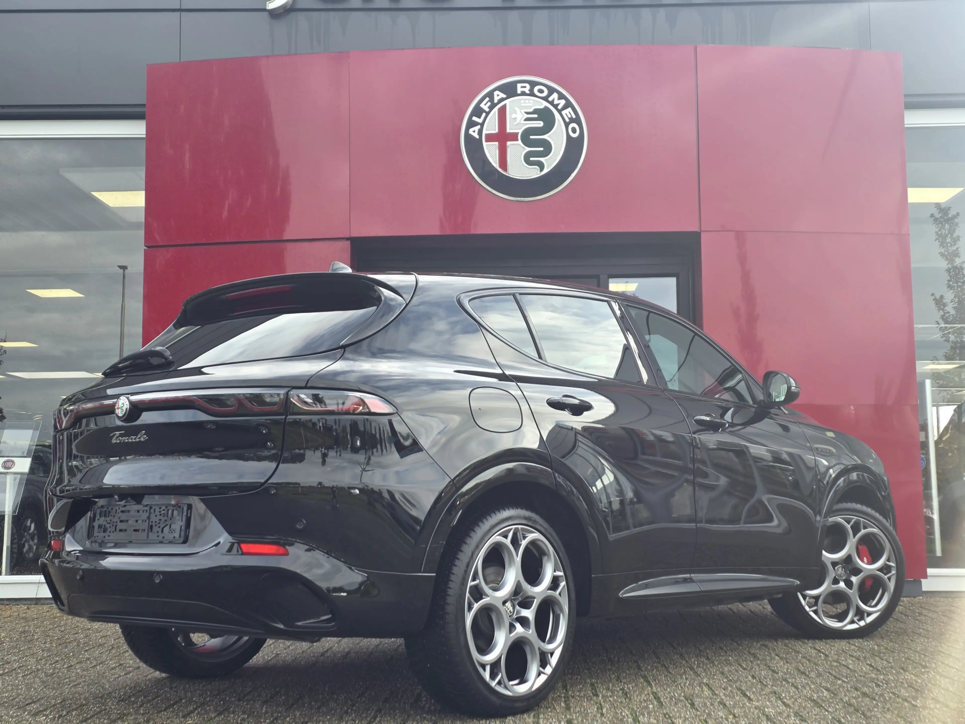 Alfa Romeo Tonale 1.5T Hybrid Veloce | Panorama-Dak — photo 6