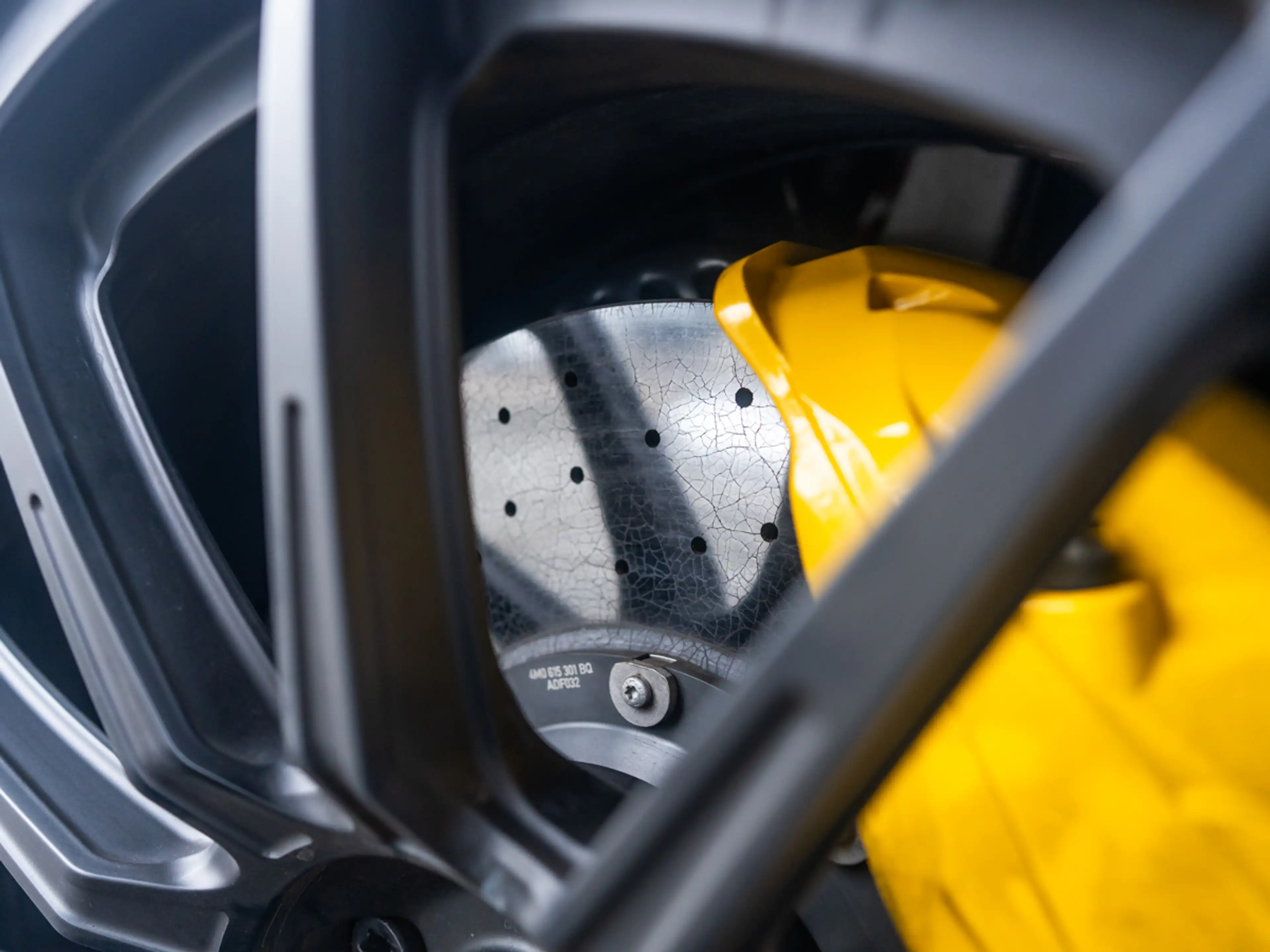 Lamborghini Urus SE | AdPersonam Akra | Lamborghini Nürnberg — photo 15