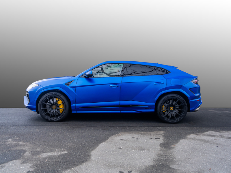 Lamborghini Urus SE | AdPersonam Akra | Lamborghini Nürnberg — photo 2