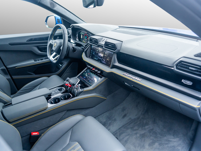 Lamborghini Urus SE | AdPersonam Akra | Lamborghini Nürnberg — photo 6