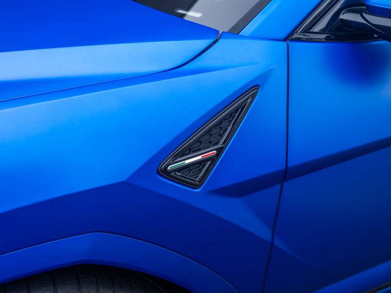 Lamborghini Urus SE | AdPersonam Akra | Lamborghini Nürnberg — photo 11