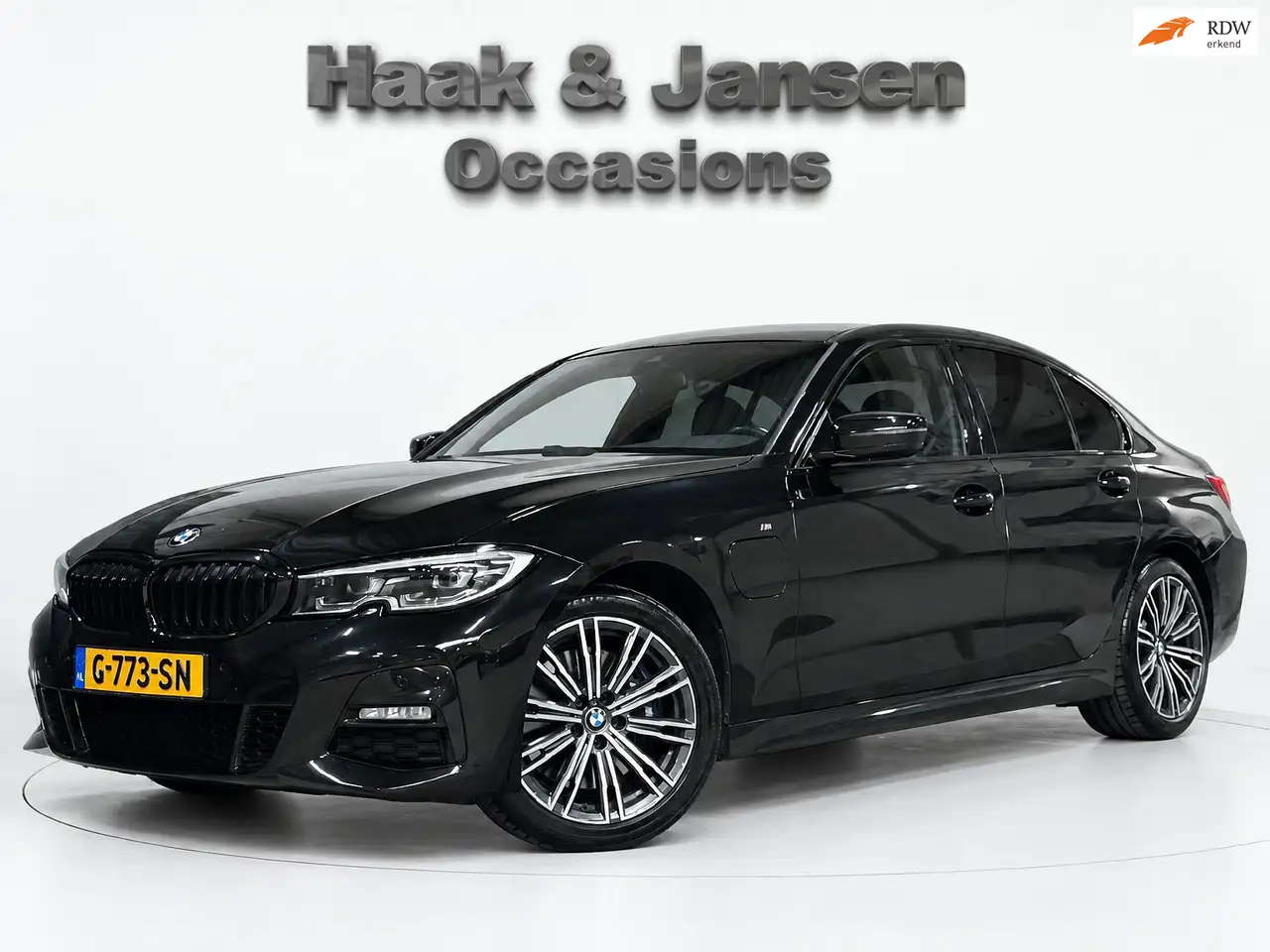 BMW 330