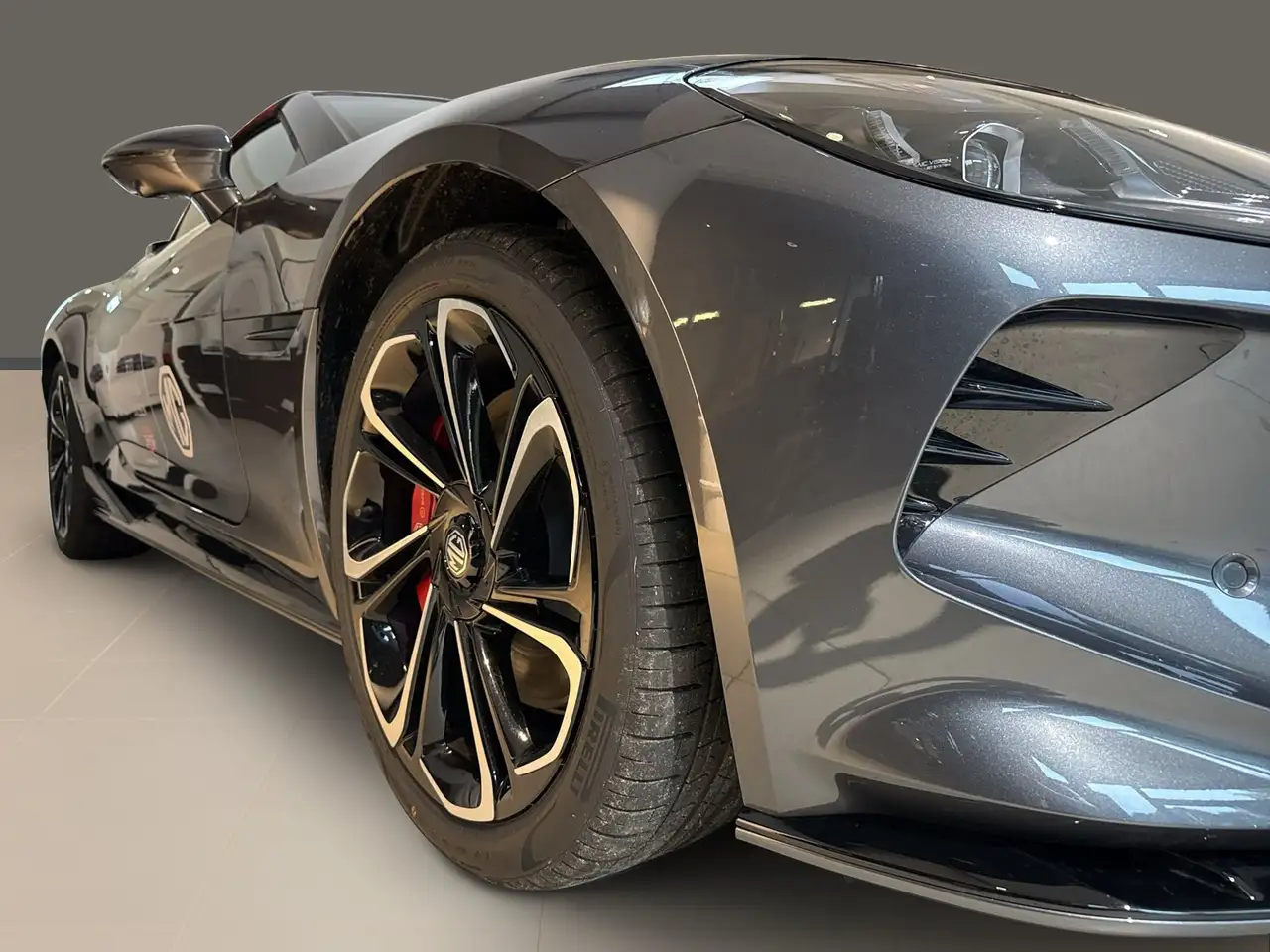 MG Cyberster XPOWER AWD 360° ACC Bose Ambient LKA IHC 5