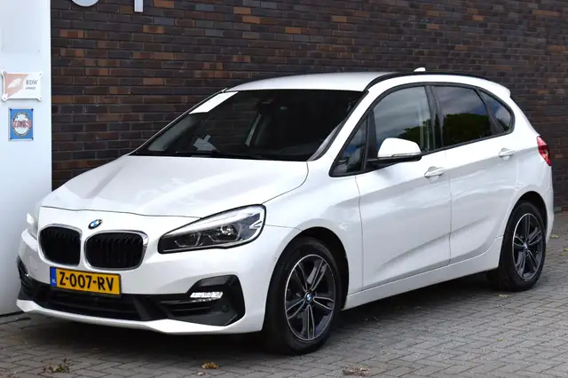 BMW 2 Series view 7