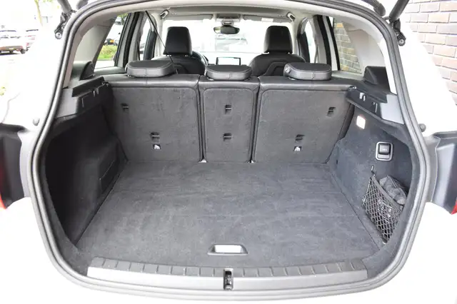 BMW 2 Series view 6