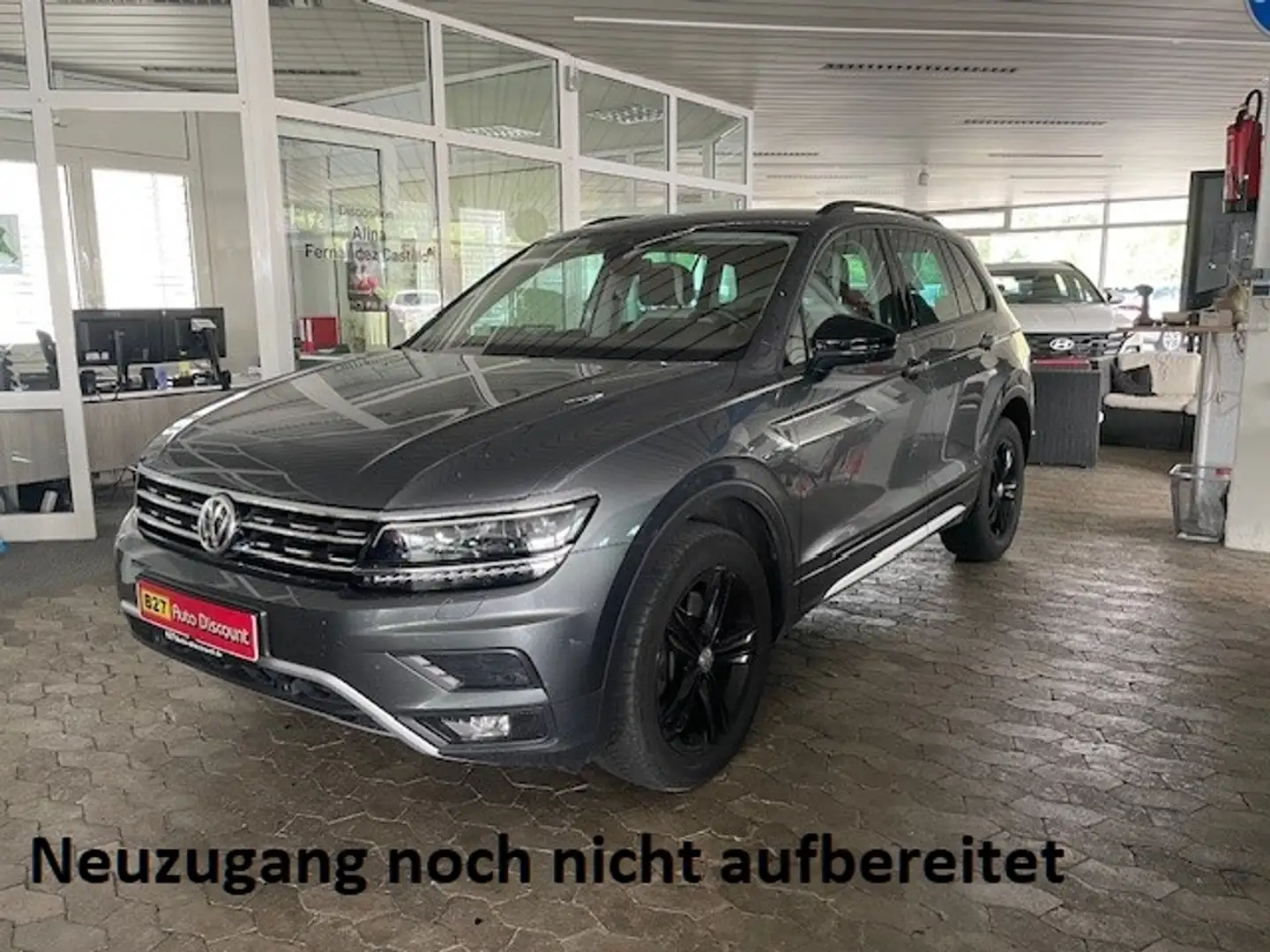 Volkswagen Tiguan 2.0 TSI OFFROAD 4Motion AHK Gris - 1
