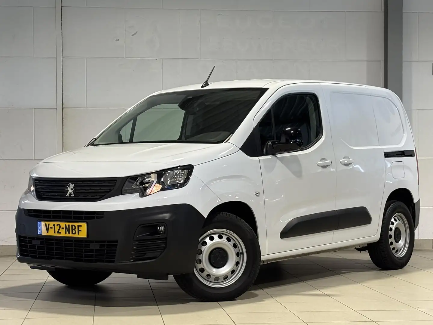 Peugeot Partner GB L1 Premium 1.2 Turbo 130pk EAT8 AUTOMAAT | WINT Blanc - 2