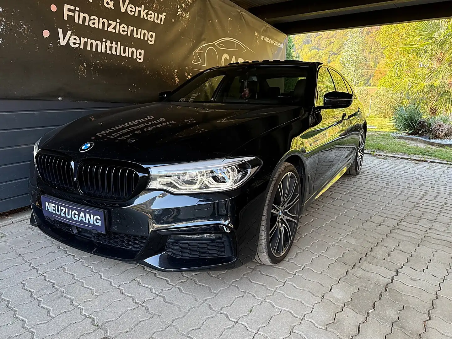 BMW 540 d xDrive Aut. *M-Paket*Soft Close*Schiebedach*A... Schwarz - 1