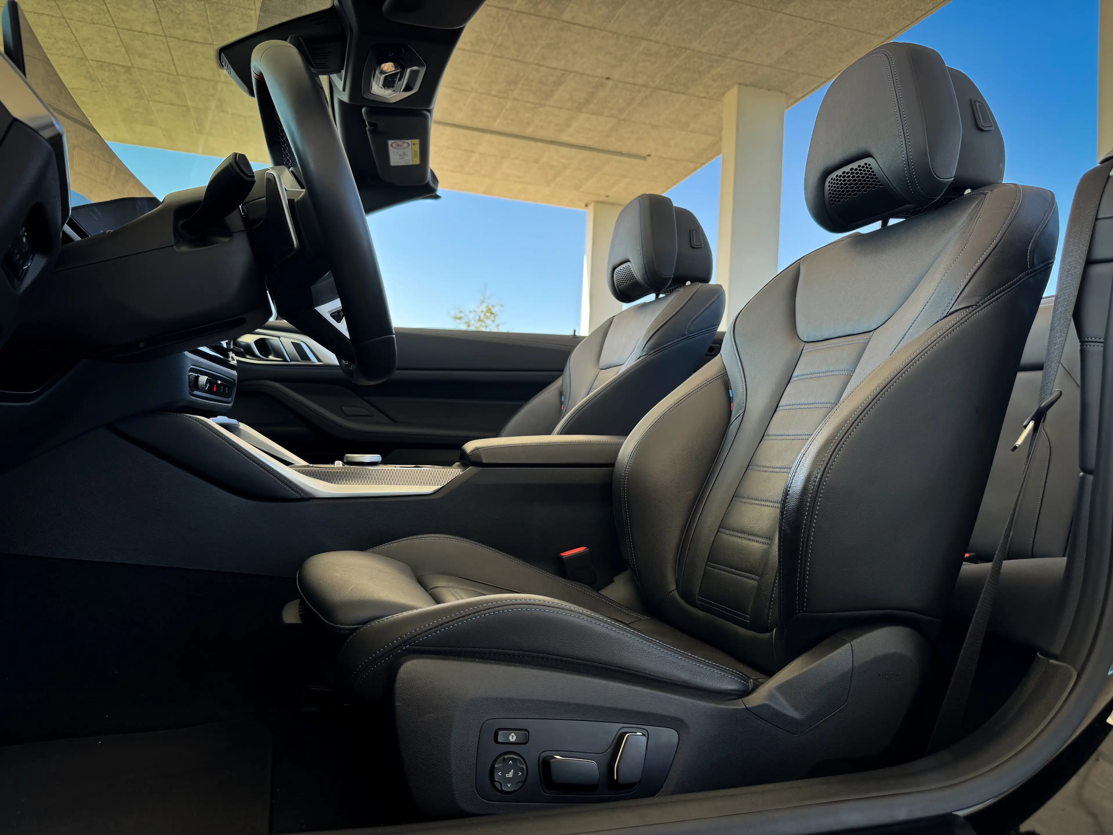 BMW 440 i Cabrio M-Sport Shadow Line — photo 11