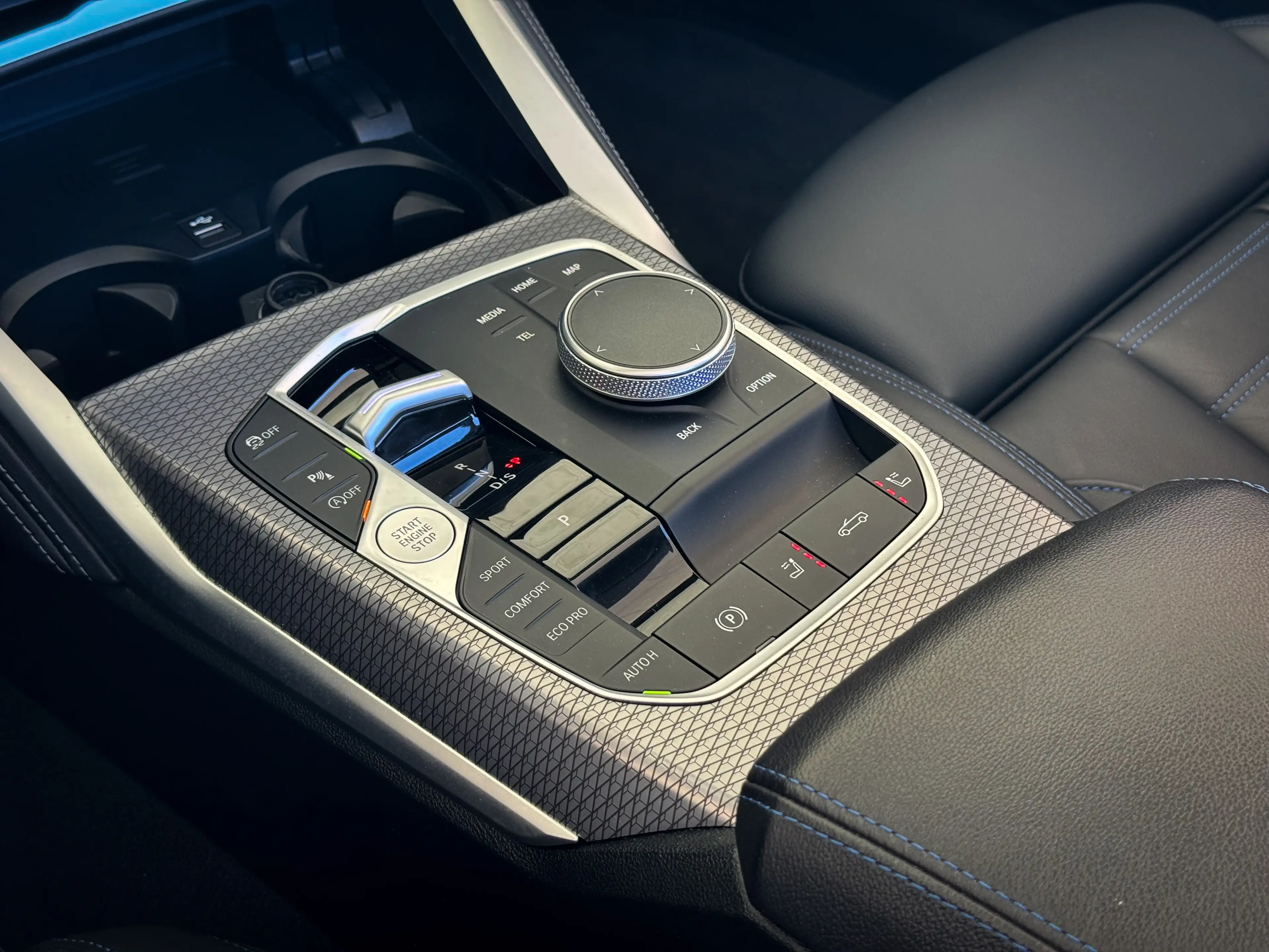 BMW 440 i Cabrio M-Sport Shadow Line — photo 14