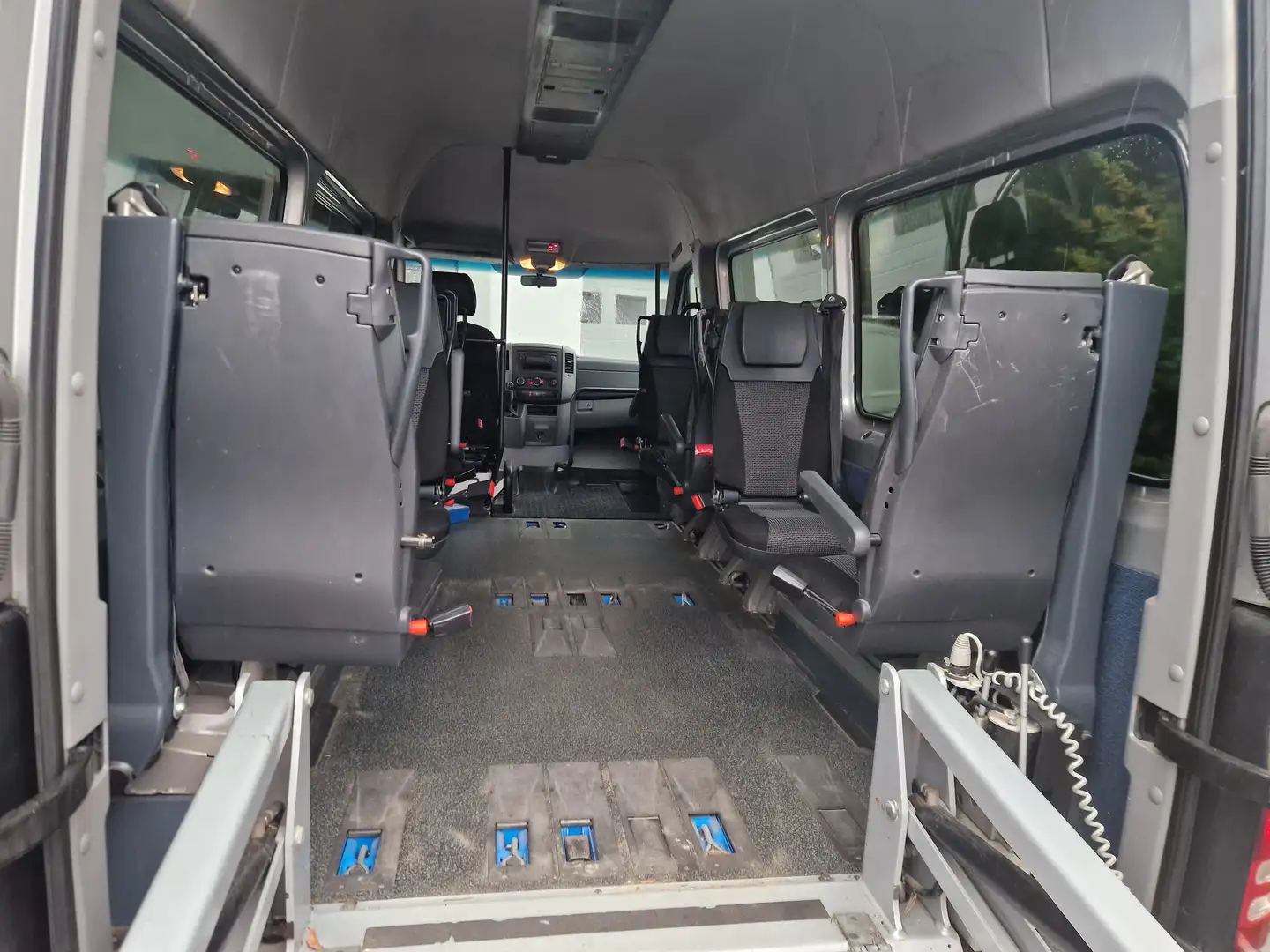 Mercedes-Benz Sprinter 316 / 316 NGT / 316 LGT (906.733/735) Grau - 2