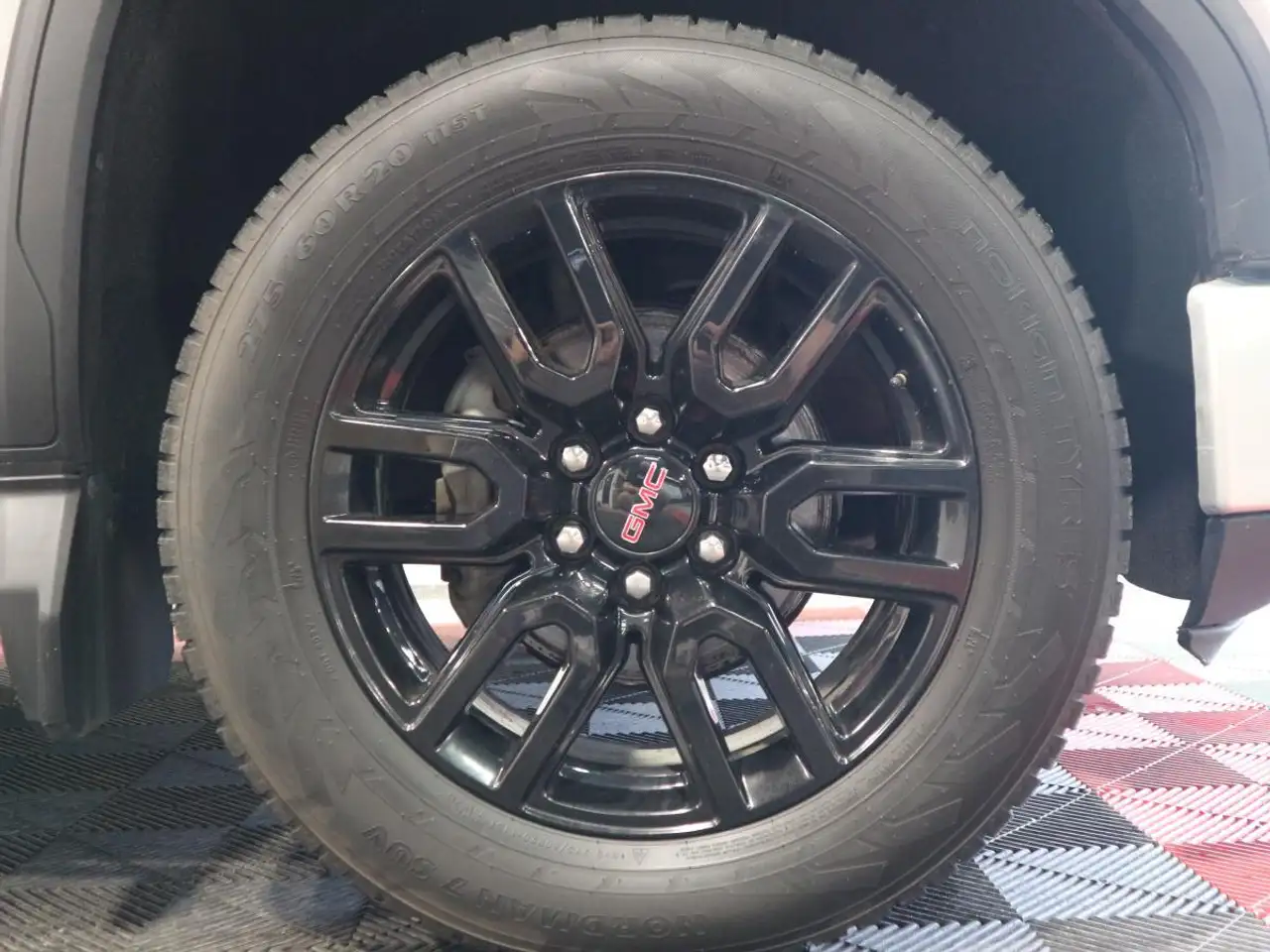 GMC Sierra 1500 photo GMC Sierra 1500