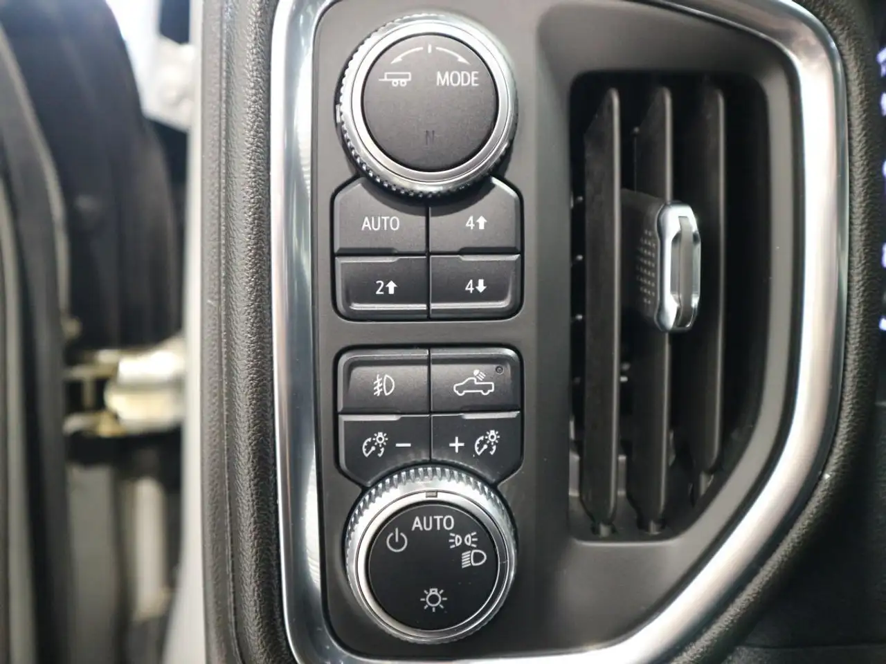 GMC Sierra 1500 photo GMC Sierra 1500