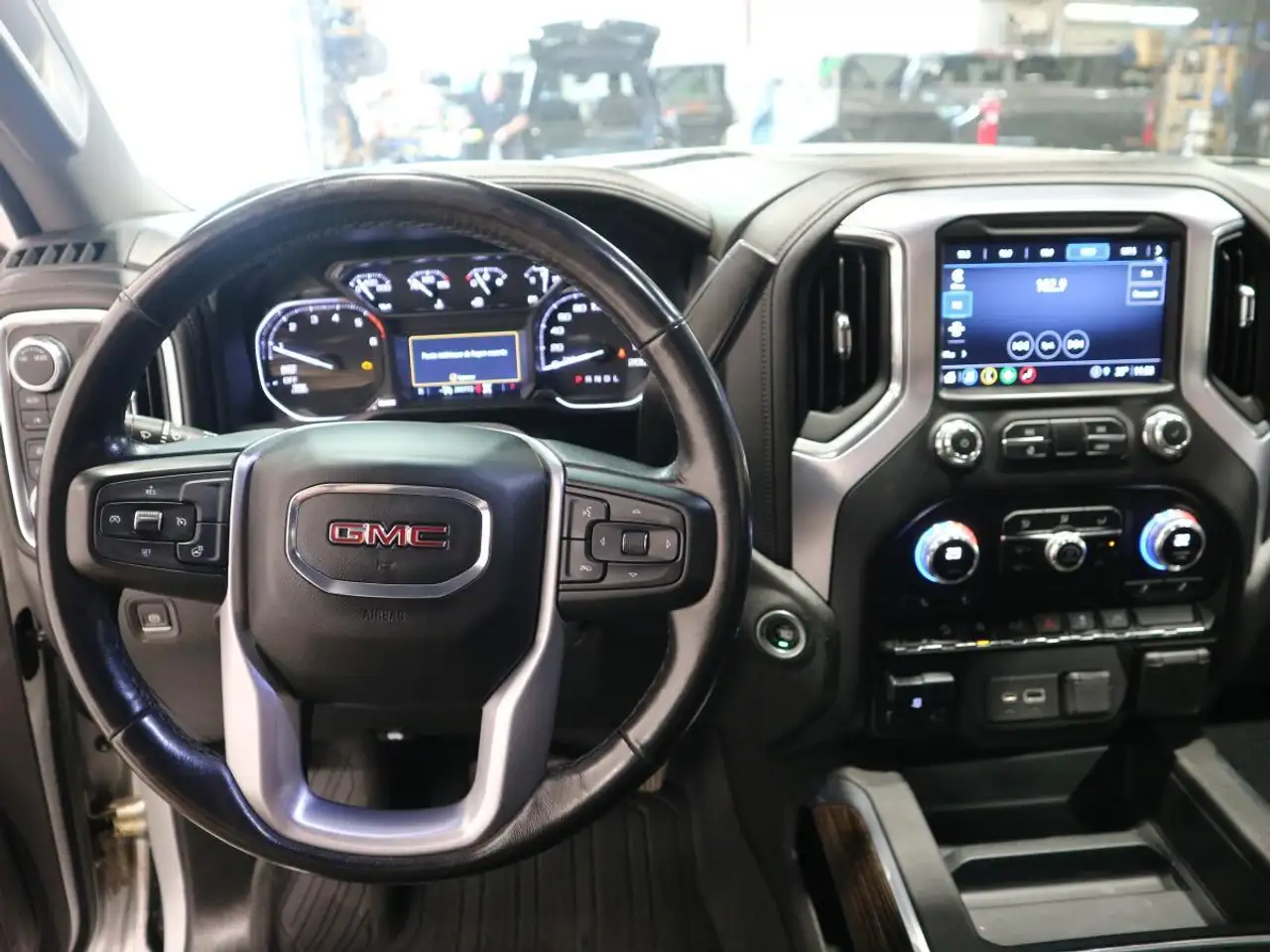 GMC Sierra 1500 photo GMC Sierra 1500