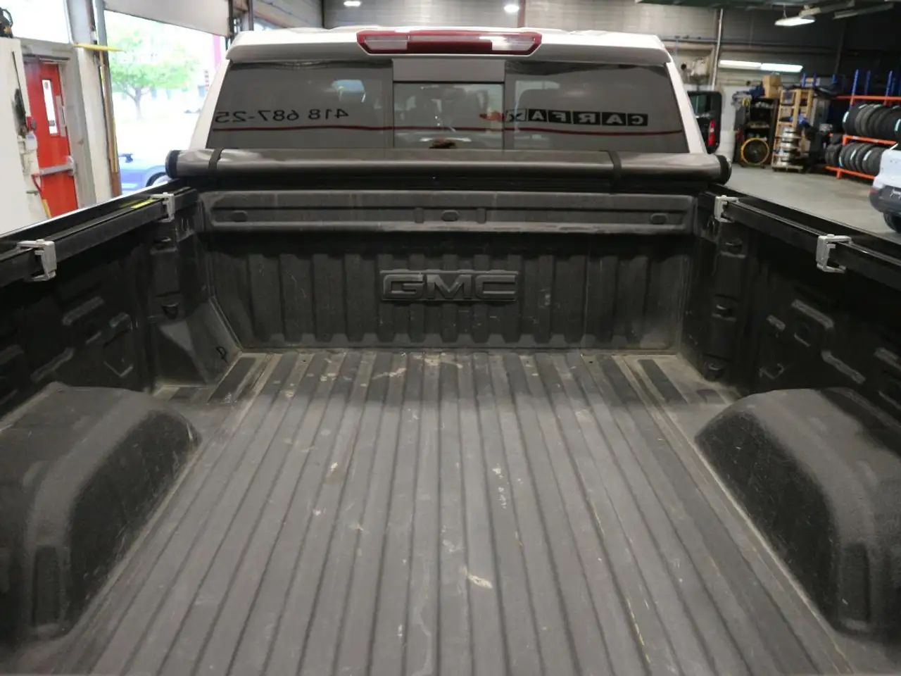 GMC Sierra 1500 photo GMC Sierra 1500
