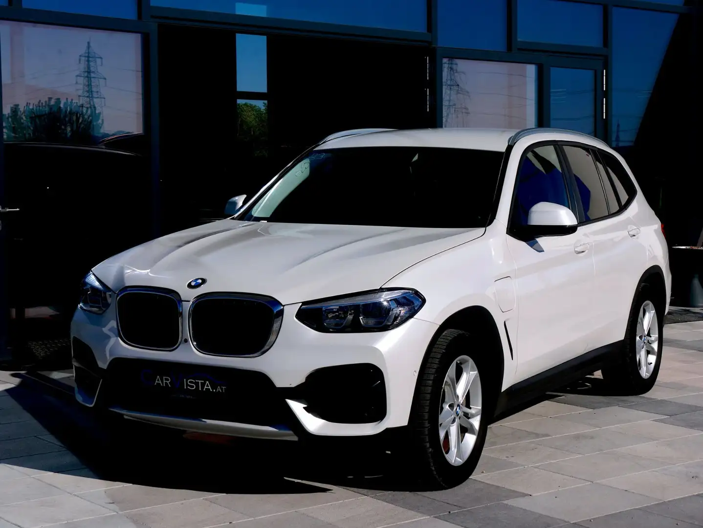 BMW X3 xDrive30e PHEV Aut. *ACC & Parkassistent Plus* Weiß - 1