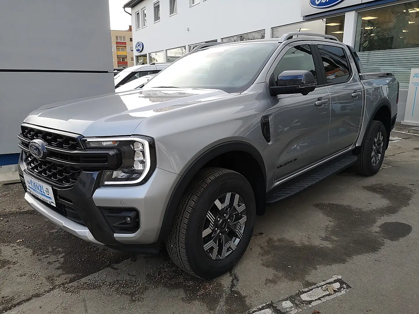 Ford Ranger Ranger Doppelkabine Wildtrak e-4WD 2.3 EcoBoost... Silber - 1