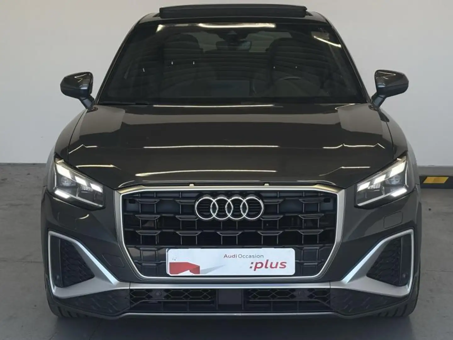 Audi Q2 35 TFSI 150ch  S line S tronic 7 Gris - 2