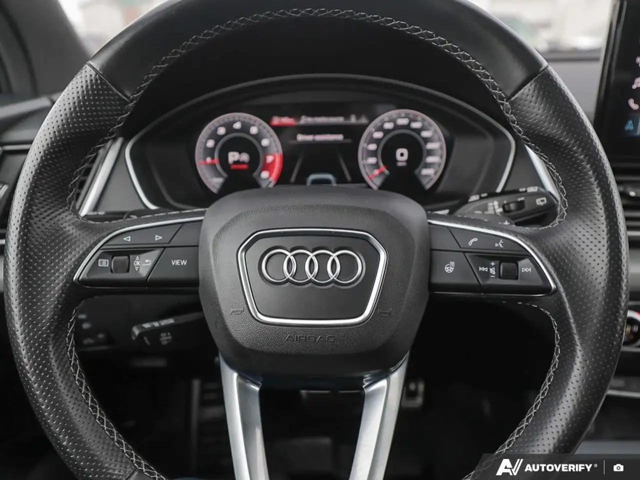 Audi Q5 снимка Audi Q5