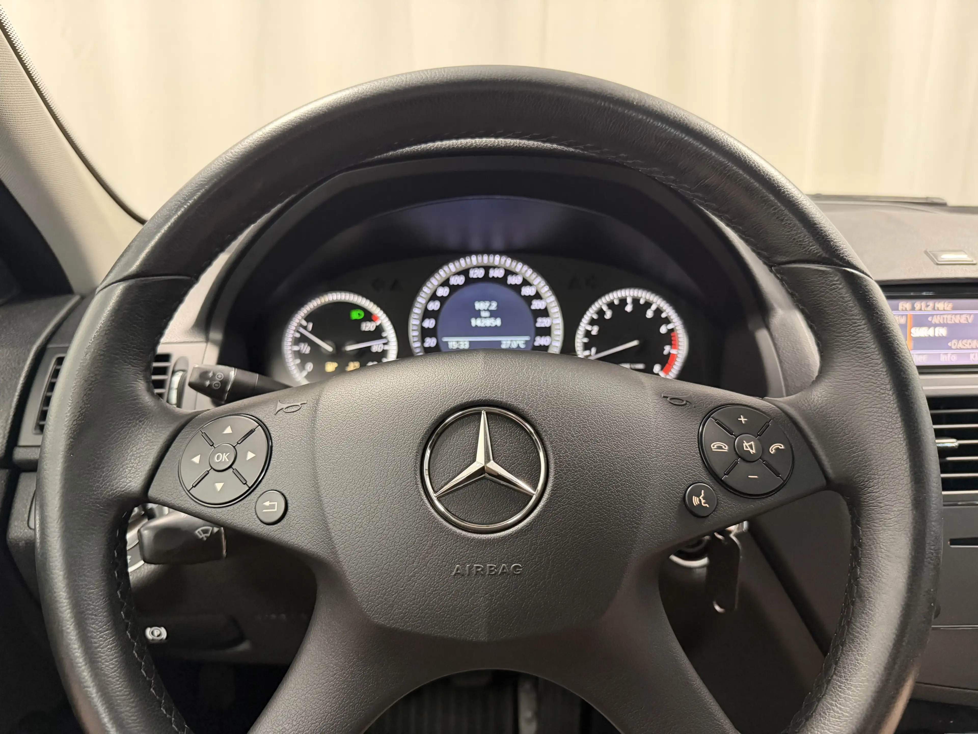 Mercedes-Benz C 180 Kompressor Sitzheizung Bluetooth Tempomat — photo 14