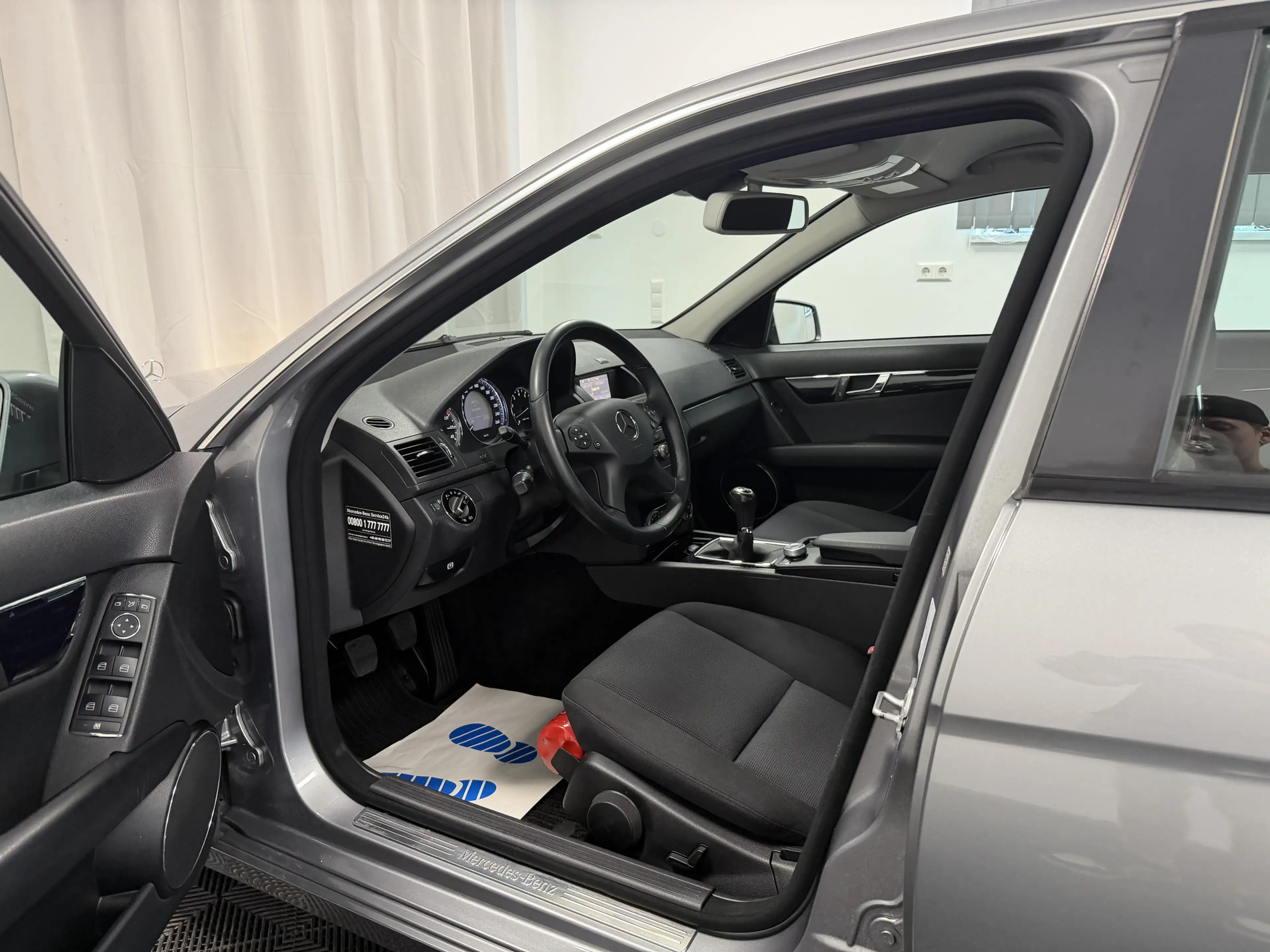 Mercedes-Benz C 180 Kompressor Sitzheizung Bluetooth Tempomat — photo 9