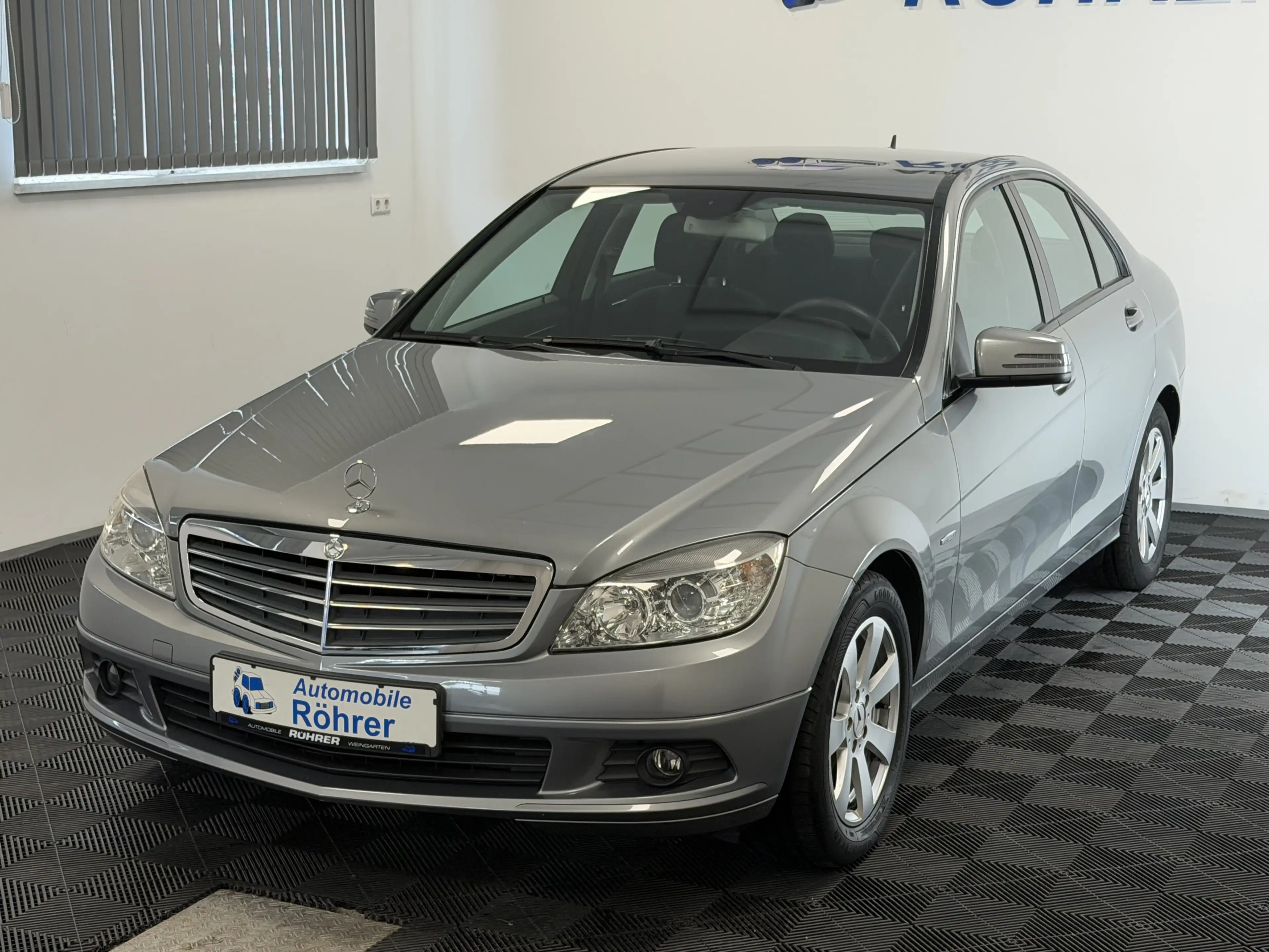 Mercedes-Benz C 180 Kompressor Sitzheizung Bluetooth Tempomat — photo 2