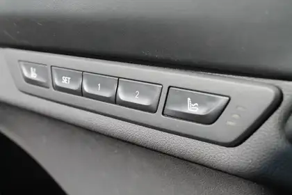 Annonce voiture d'occasion BMW 740 - CARADIZE