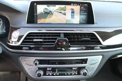 Annonce voiture d'occasion BMW 740 - CARADIZE