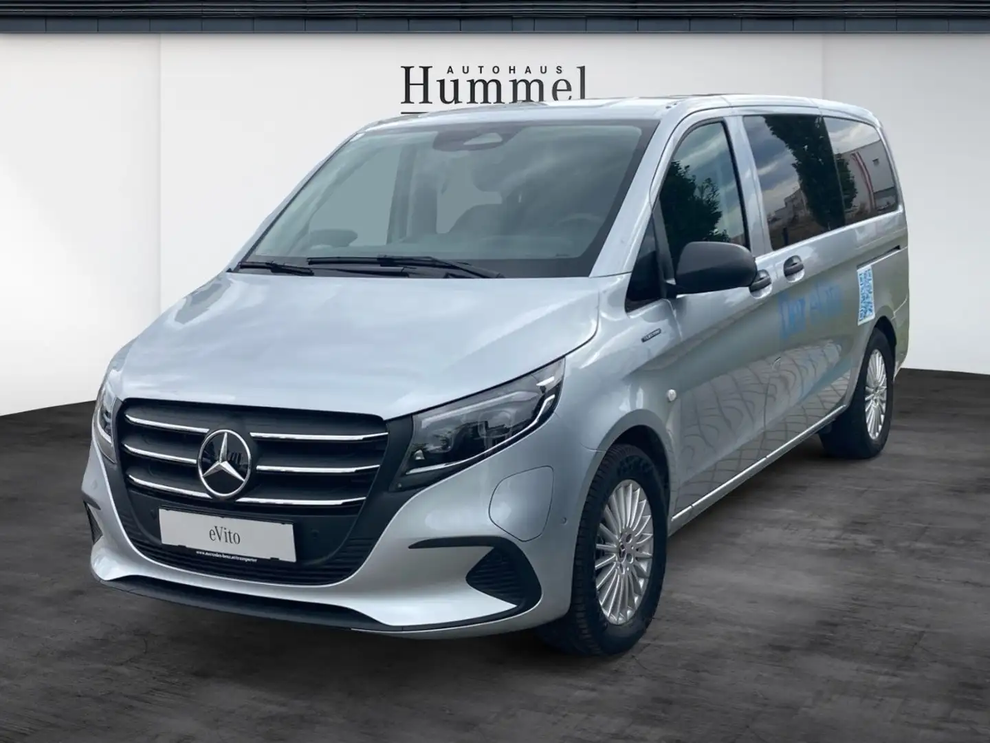 Mercedes-Benz eVito Tourer lang DAB Shz Klima FAP LED eHeck Silber - 1