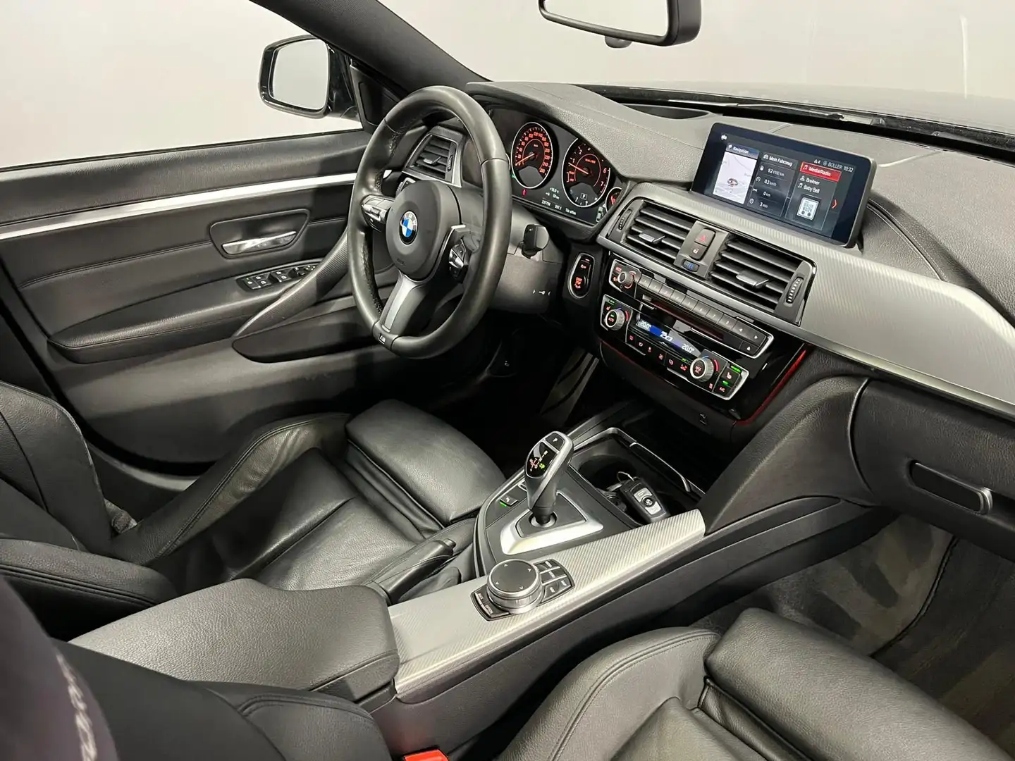 BMW 430 4er Gran Coupe Aut. ***M-Sport | LED*** Schwarz - 2