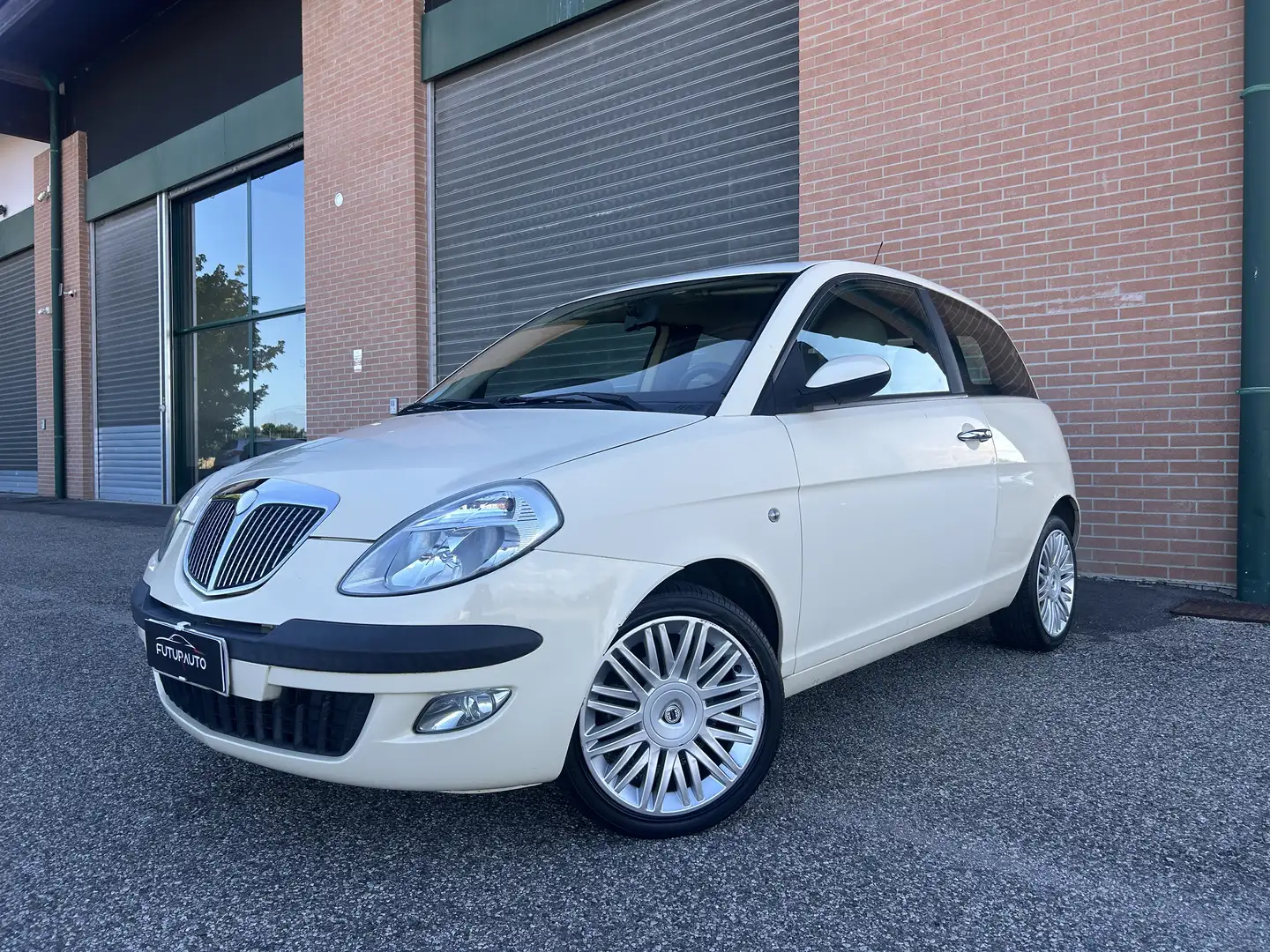 Lancia Ypsilon Ypsilon II 2003 1.2 16v Platino Beige - 1