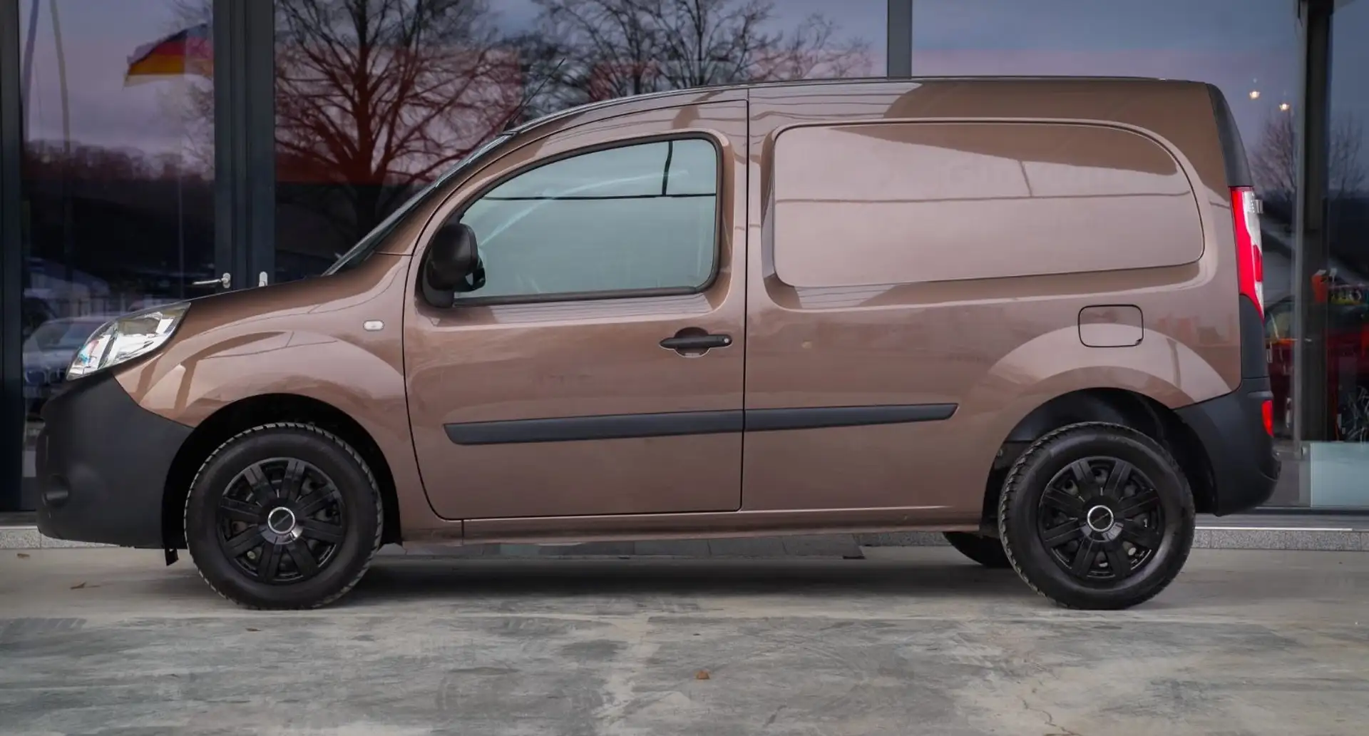 Nissan NV250 Kastenwagen L1H1 *Temp./Klima/Navi* Braun - 2