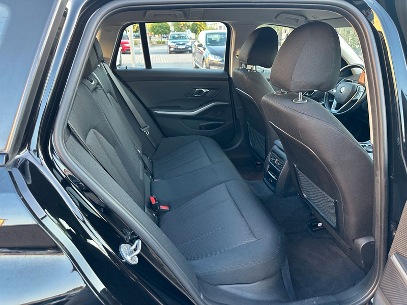 BMW 318 d Touring-Head Up-LED-KAMERA-PDC — photo 14