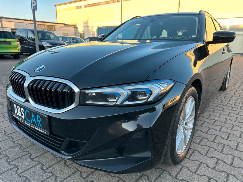 BMW 318 d Touring-Head Up-LED-KAMERA-PDC