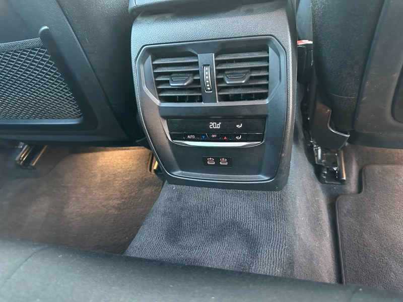 BMW 318 d Touring-Head Up-LED-KAMERA-PDC — photo 17