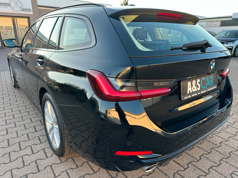 BMW 318 d Touring-Head Up-LED-KAMERA-PDC — photo 6