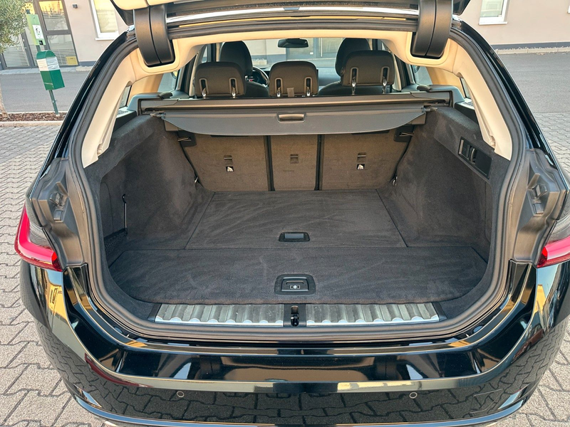 BMW 318 d Touring-Head Up-LED-KAMERA-PDC — photo 16