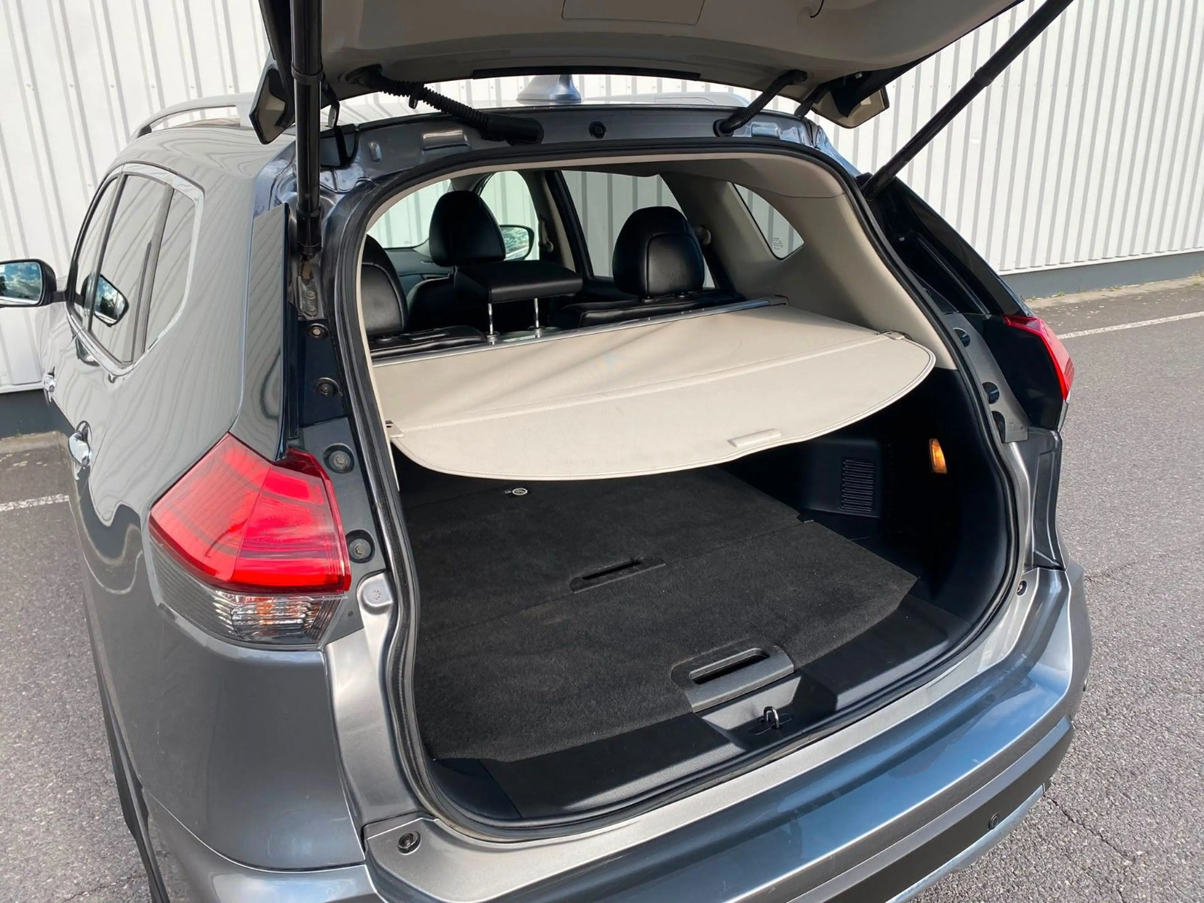 Nissan X-Trail 360° Cam Leder Panorama Bose Sound — photo 17