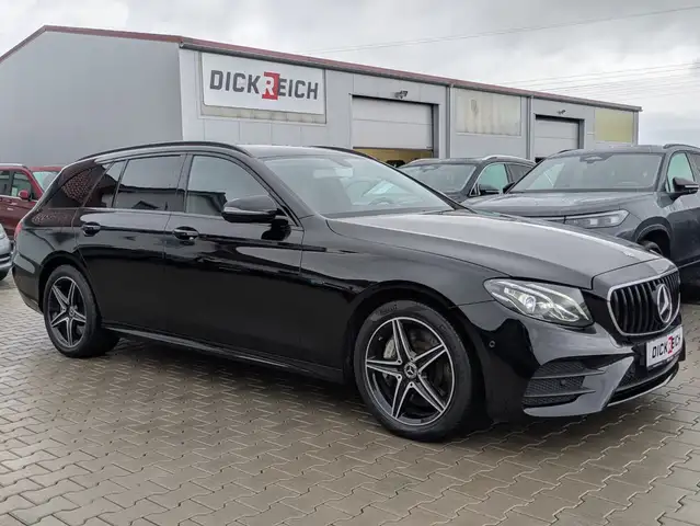 Mercedes-Benz E 300 de AMG Night AVANTGARDE AHK*LED*BURMESTER