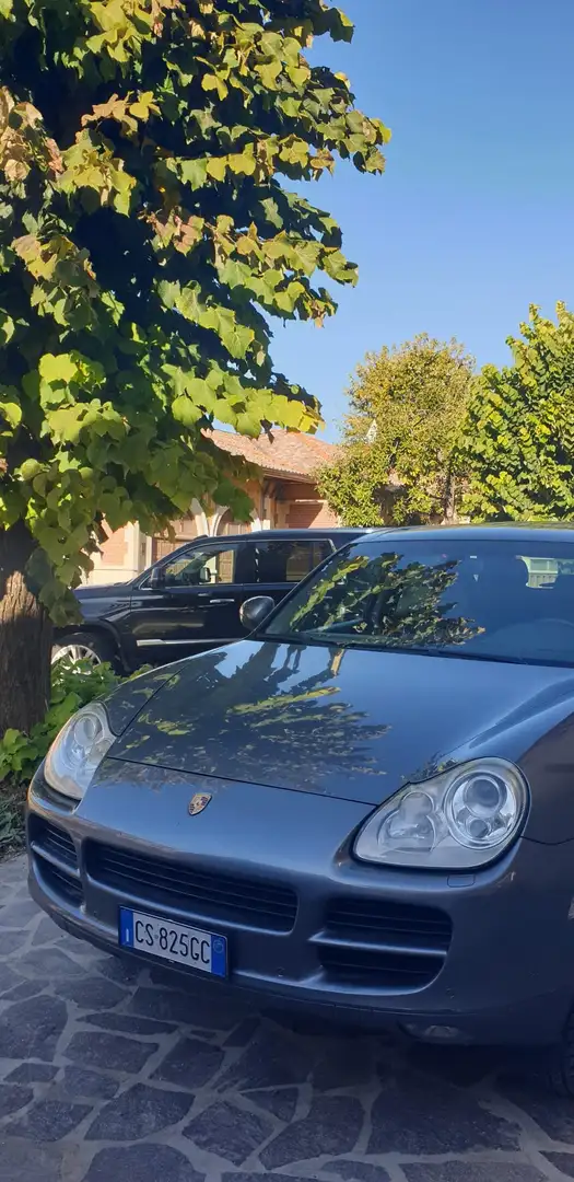 Porsche Cayenne I 2004 3.2 V6 - GPL ASI Gris - 2
