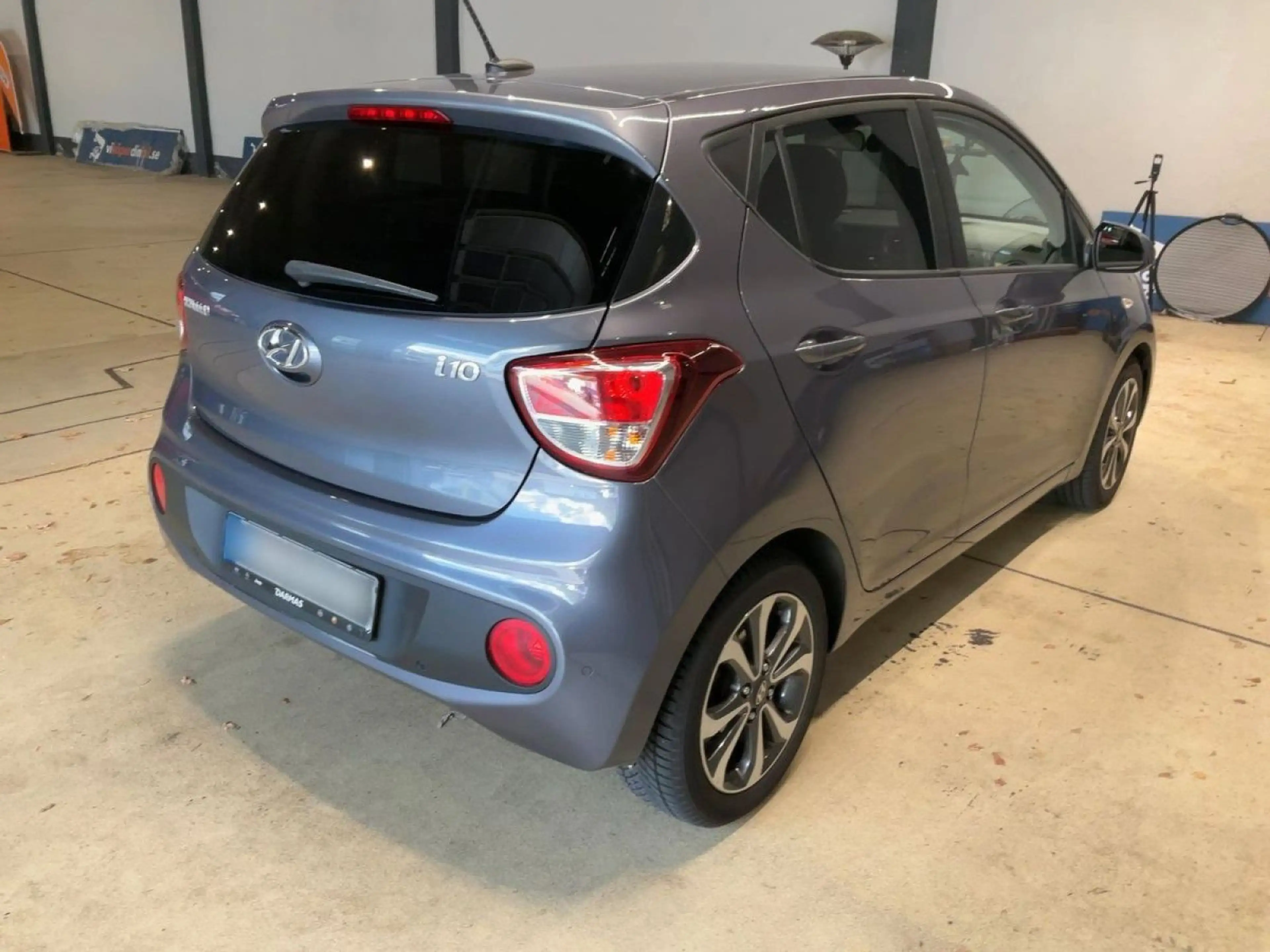 Hyundai i10 1.2 YES! Plus NAVI*PDC*SHZ*1HAND*DAB — photo 3