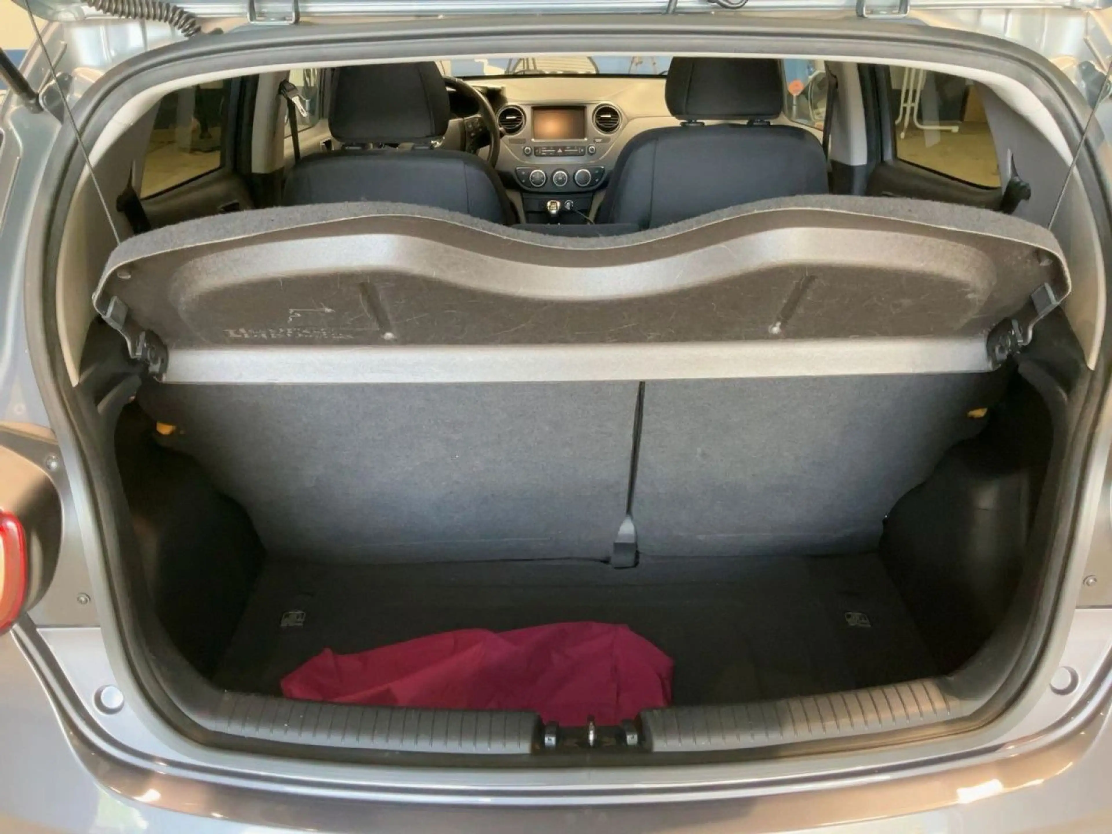 Hyundai i10 1.2 YES! Plus NAVI*PDC*SHZ*1HAND*DAB — photo 10