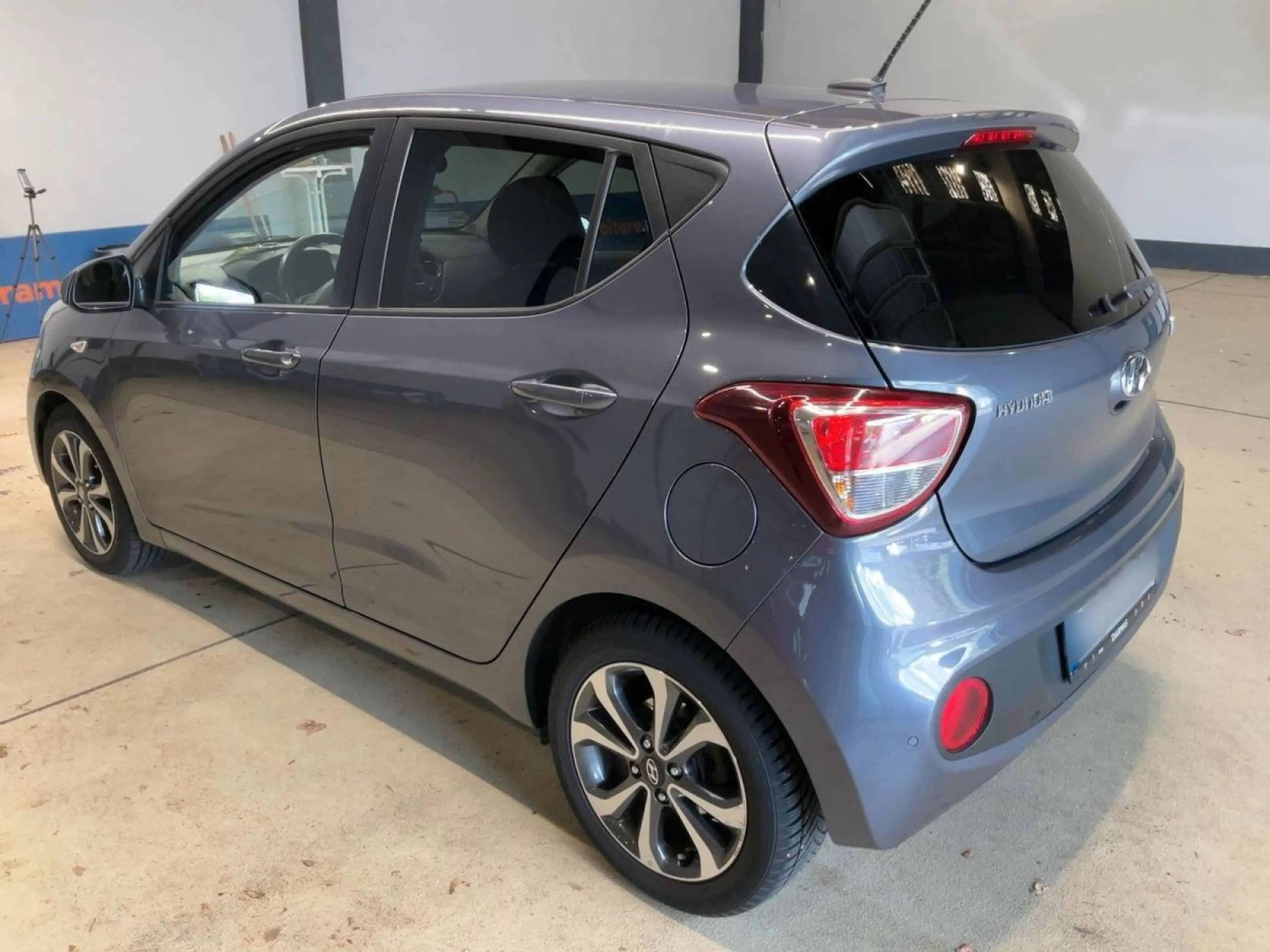 Hyundai i10 1.2 YES! Plus NAVI*PDC*SHZ*1HAND*DAB — photo 4