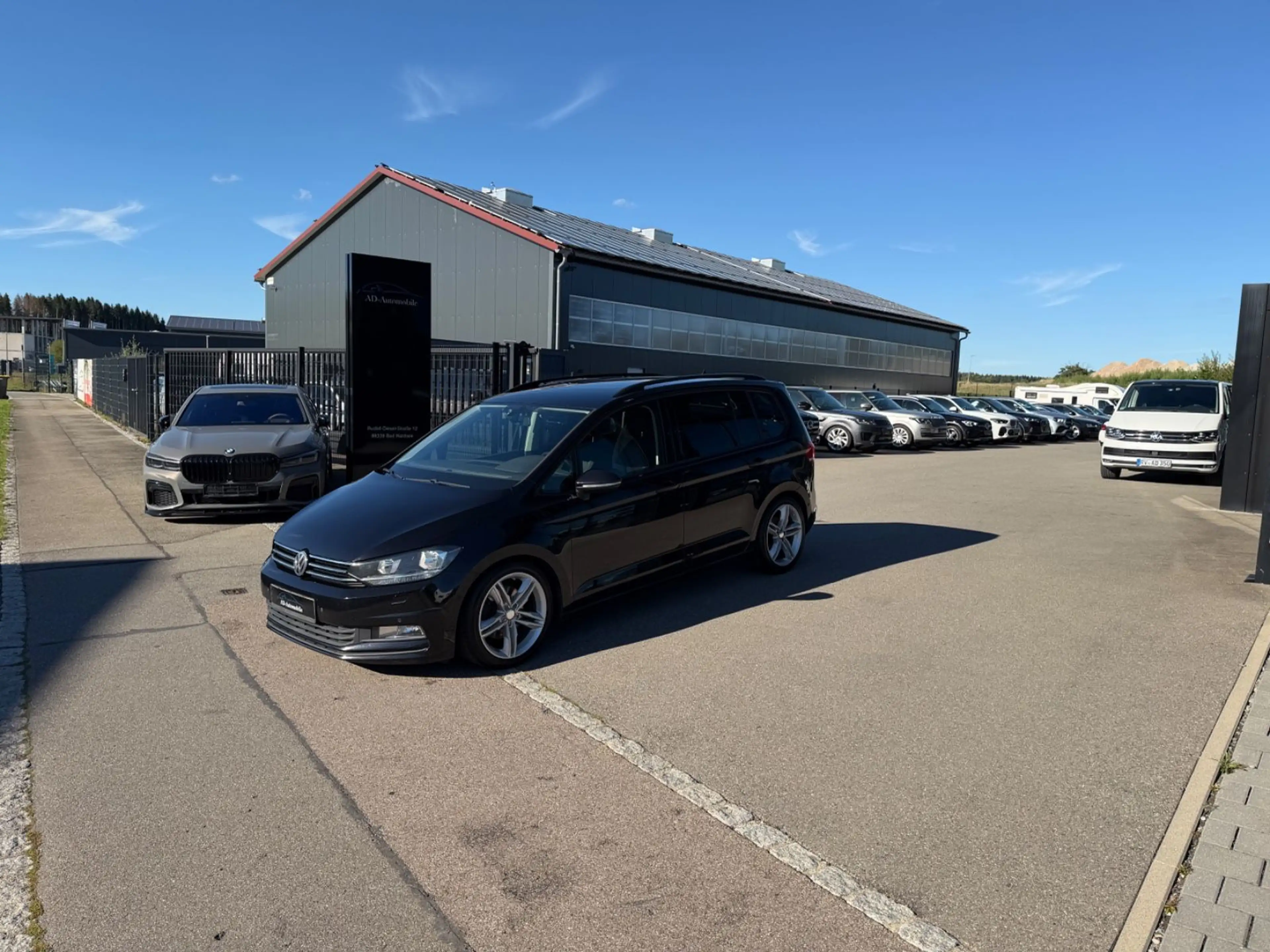 Volkswagen Touran Comfortline DSG Navi ACC St.Heiz Velur — photo 4