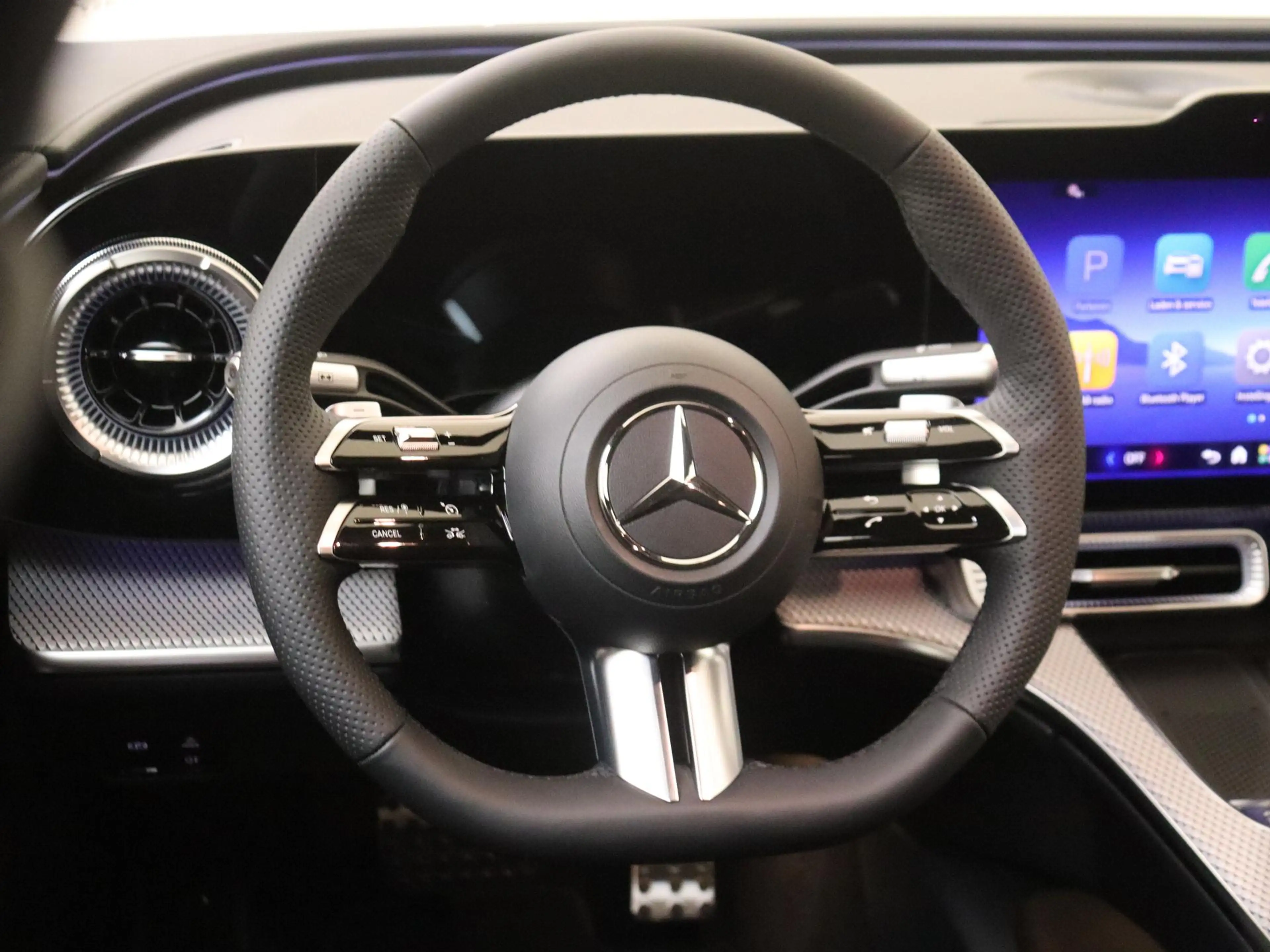 Mercedes-Benz C 400 4MATIC Launch Edition 94 kWh Dakverlichting - Rija — photo 9