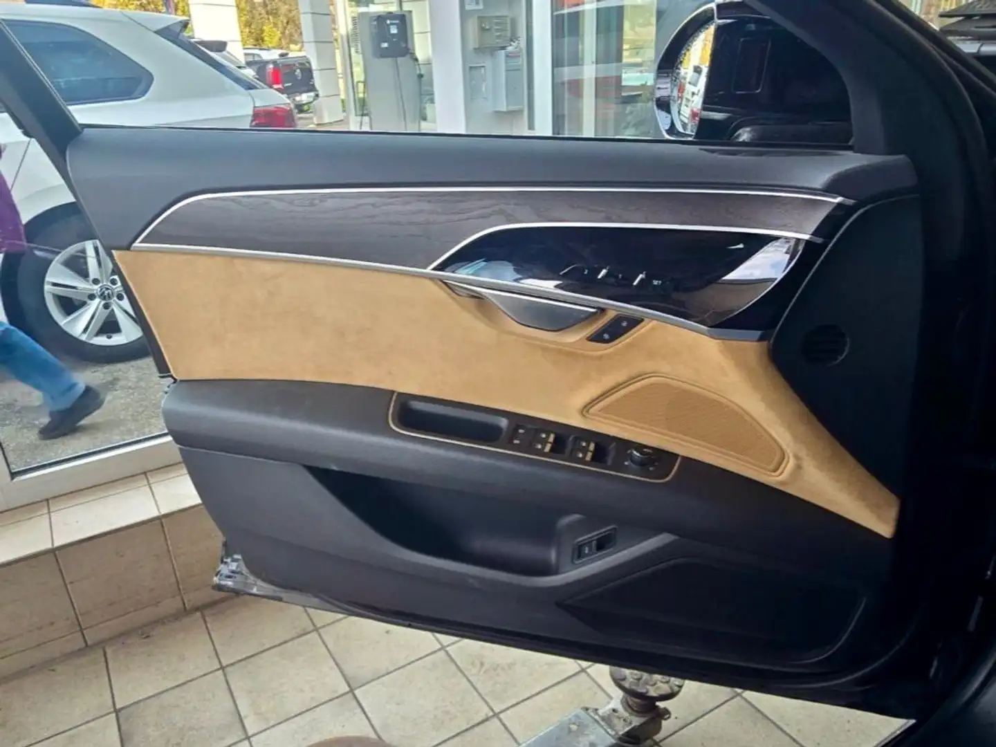 Audi A8 50 TDI Quattro *Viele-Extras +Finanzierung möglic Noir - 2