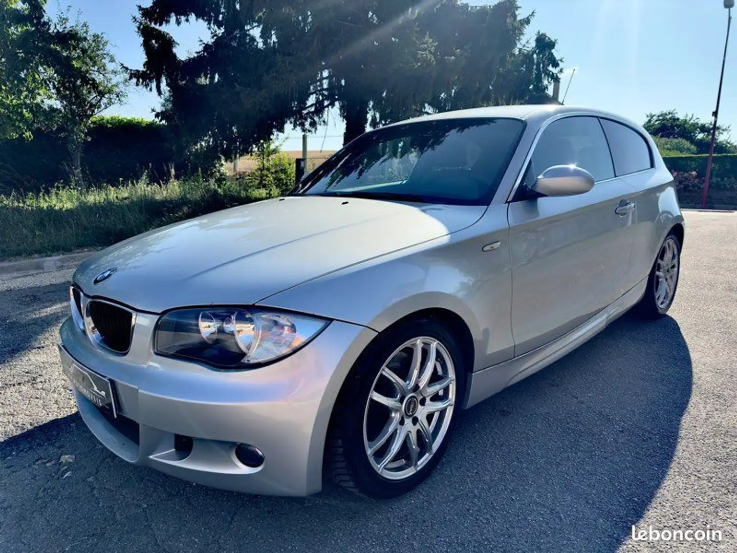 BMW 123 123d pack -M 5999e Gris - 1